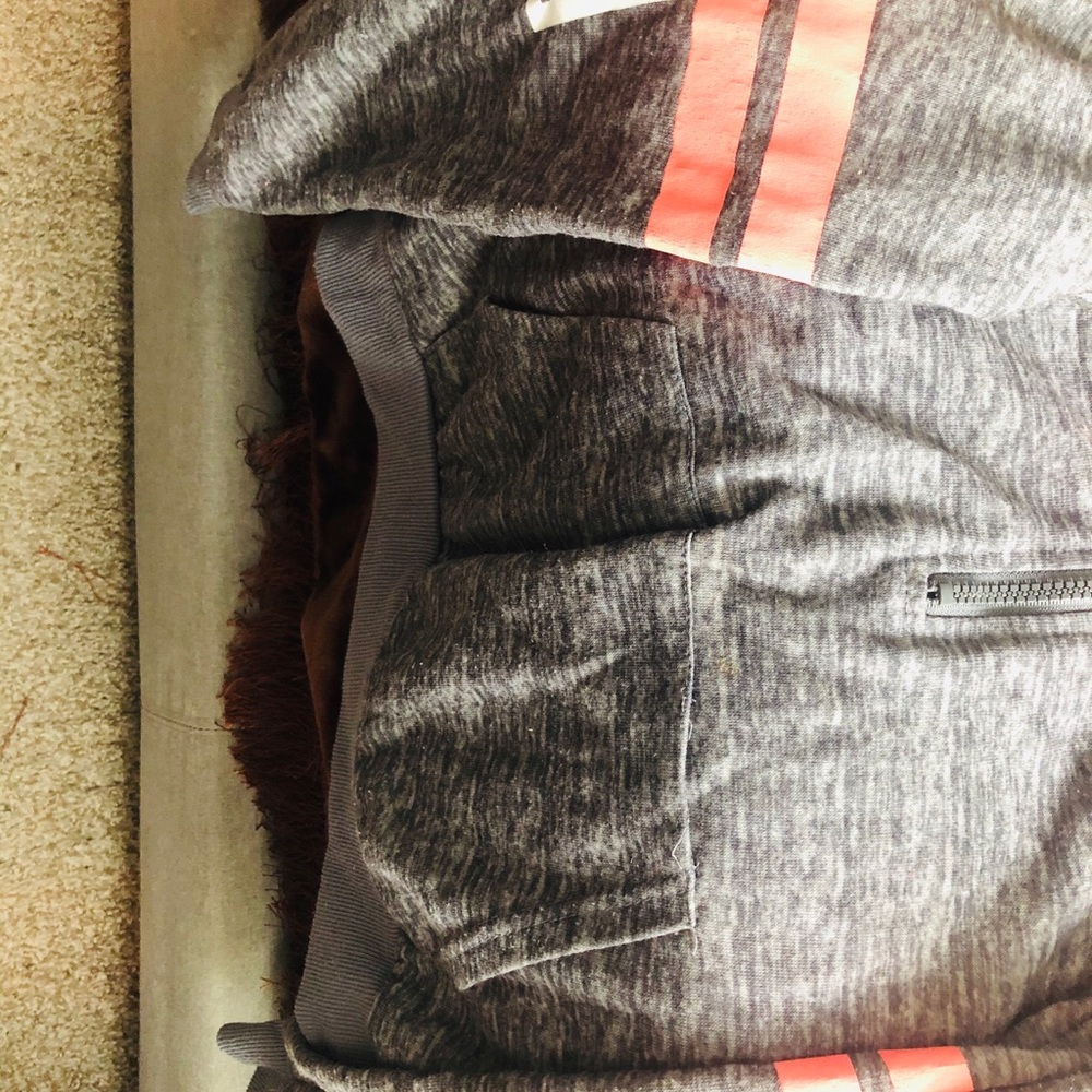 Sweater - Picture 3 of 4